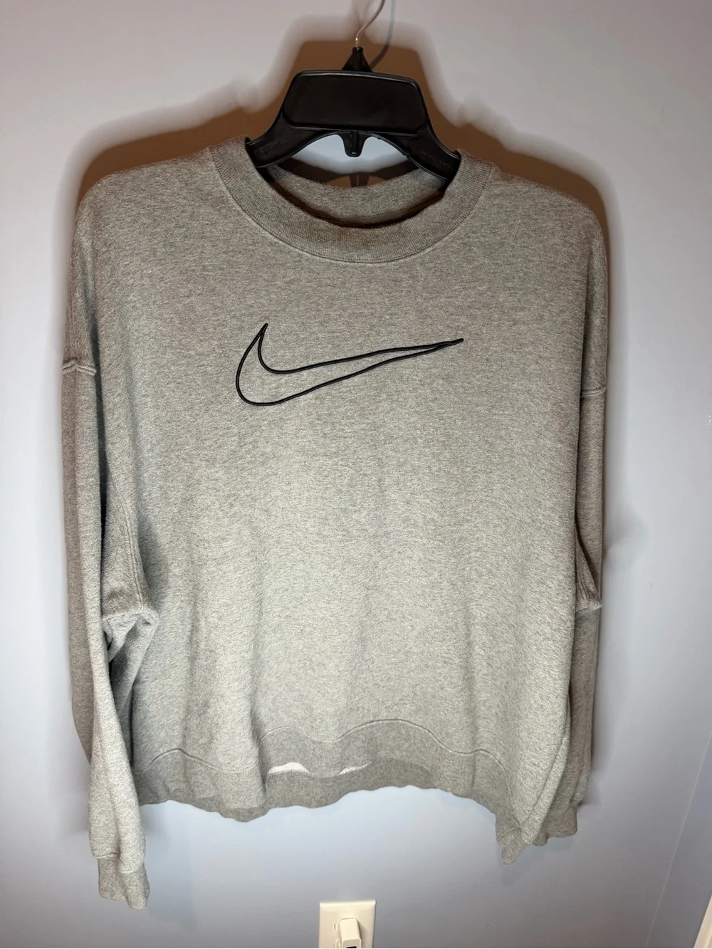 Nike Dri-Fir Get Fit Gray Crewneck Sweatshirt L